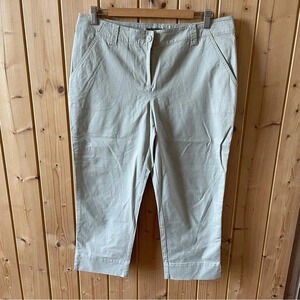 Tommy Bahama Light Gray Capris